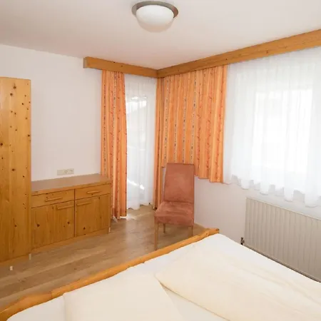 Ganze In Mit Privatem Balkon Leutasch
